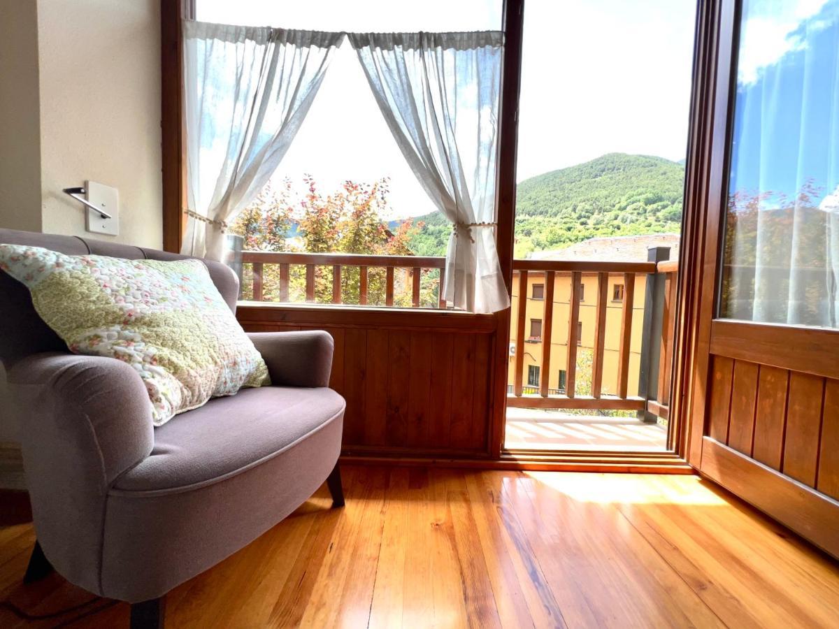 Apartament Deluxe Espot - L'Amfitriona מראה חיצוני תמונה